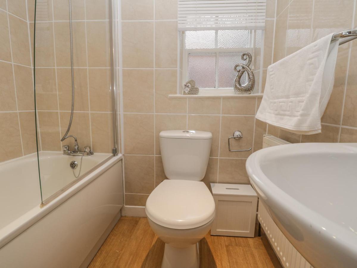 Apartamento Robins Nest Whitby Exterior foto